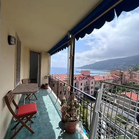 Margherita Holiday home Ospedaletti